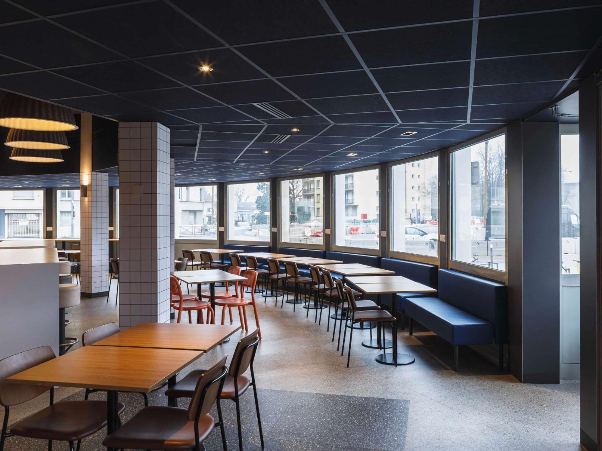 ibis budget Lyon Villeurbanne Exterior foto